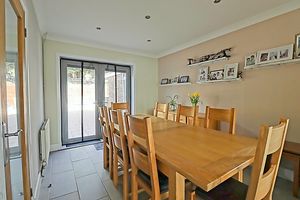 Dining Room- click for photo gallery